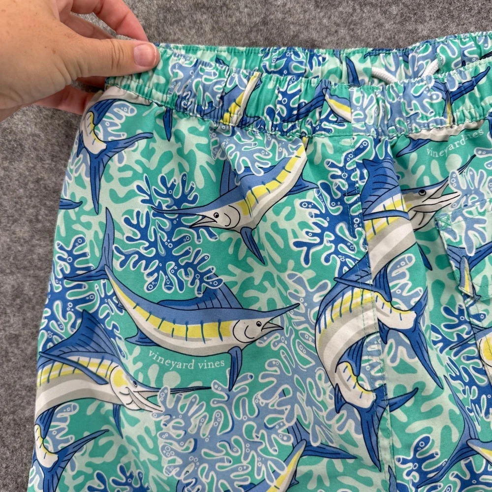 Vineyard Vines Swim Trunks Mens Small Marlin Coral Blue Green Board‎ Shorts